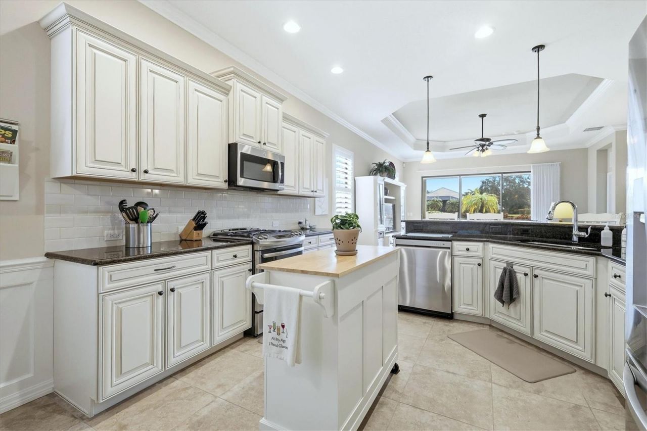 7123 Westhill Court, Lakewood Ranch, FL 34202 Photo