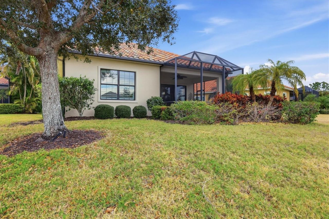 7123 Westhill Court, Lakewood Ranch, FL 34202 Photo