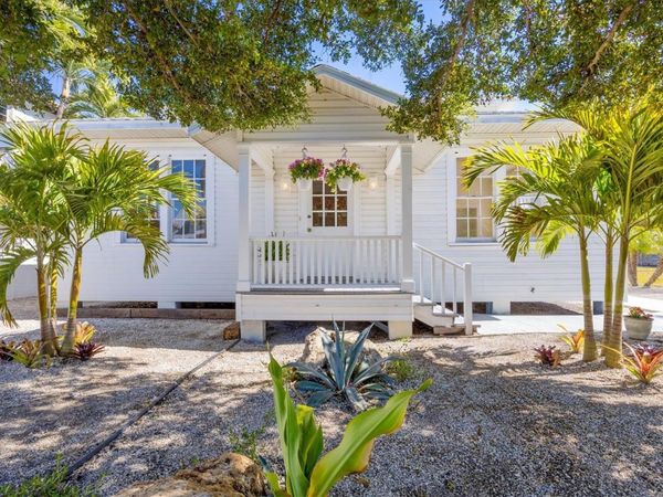 260 GILCHRIST AVENUE, BOCA GRANDE, FL 33921