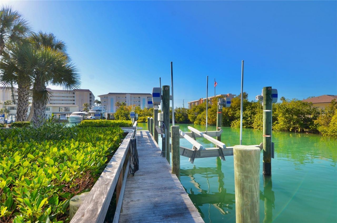 724 El Dorado Drive, Venice, FL 34285 Photo