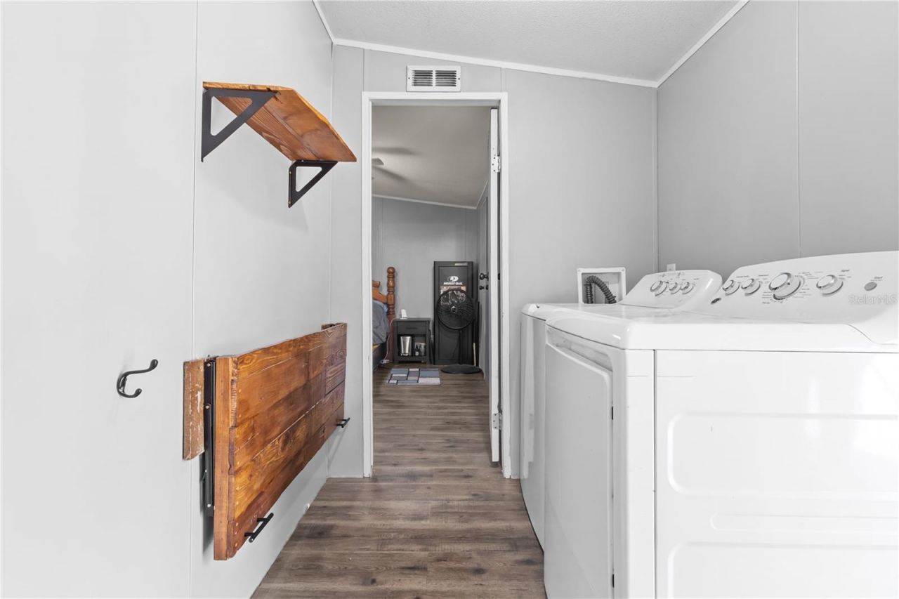 1650 W Lyman Hendry Road, Unit 2, Perry, FL 32347 Photo