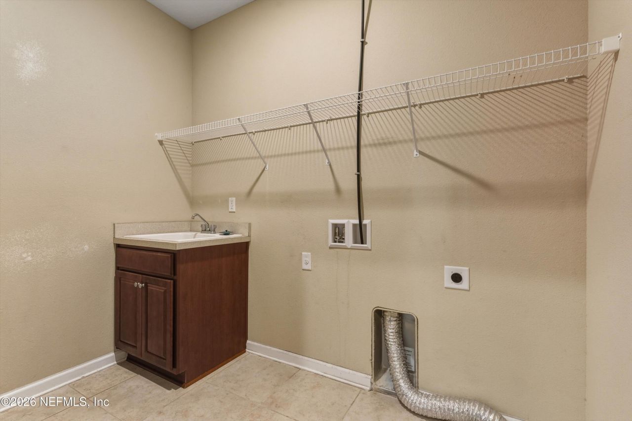 7702 Arden Lakes Drive, Jacksonville, FL 32222 Photo