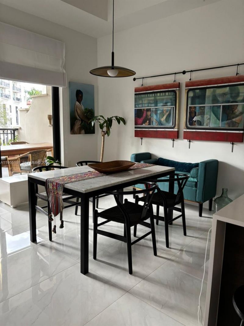 301 Altara Ave, Unit 207, Coral Gables, FL 33146 Photo