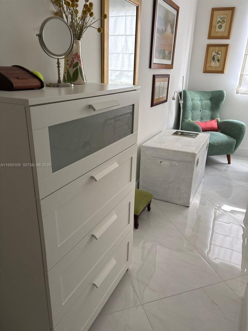 301 Altara Ave, Unit 207, Coral Gables, FL 33146 Photo