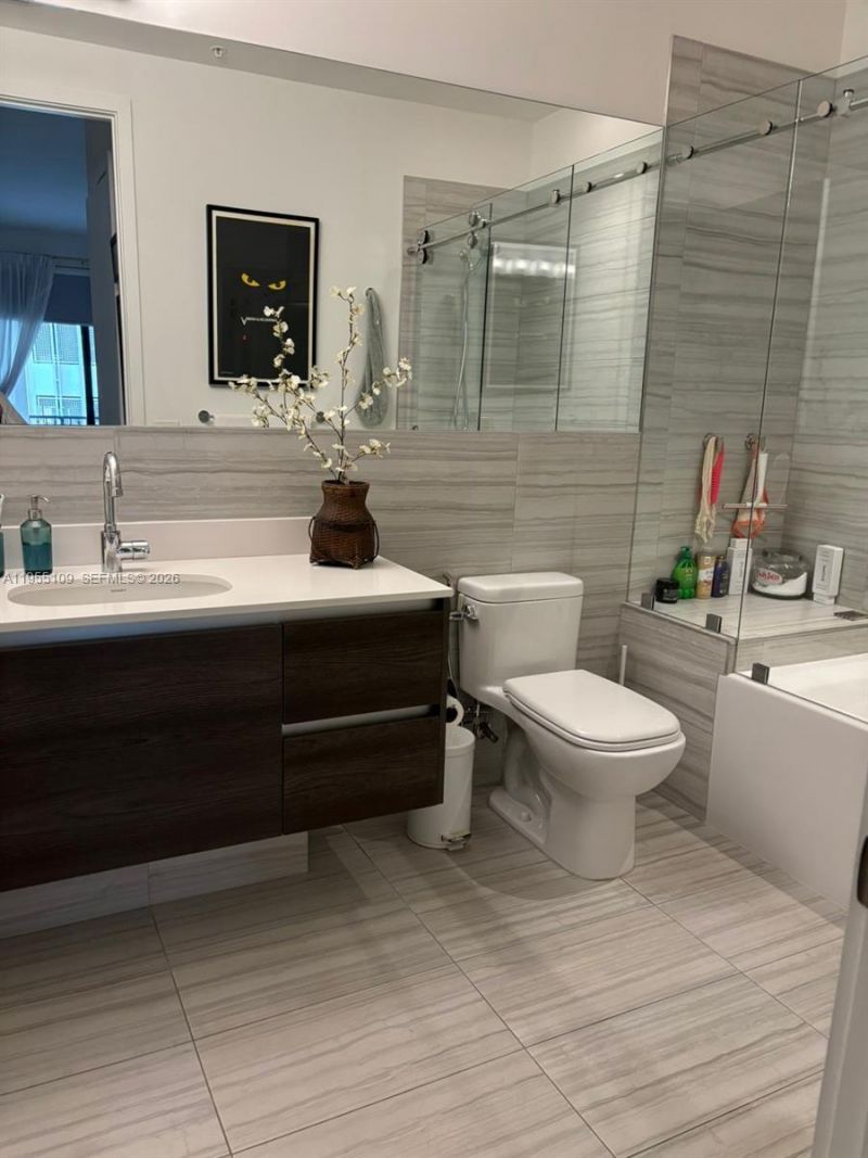 301 Altara Ave, Unit 207, Coral Gables, FL 33146 Photo