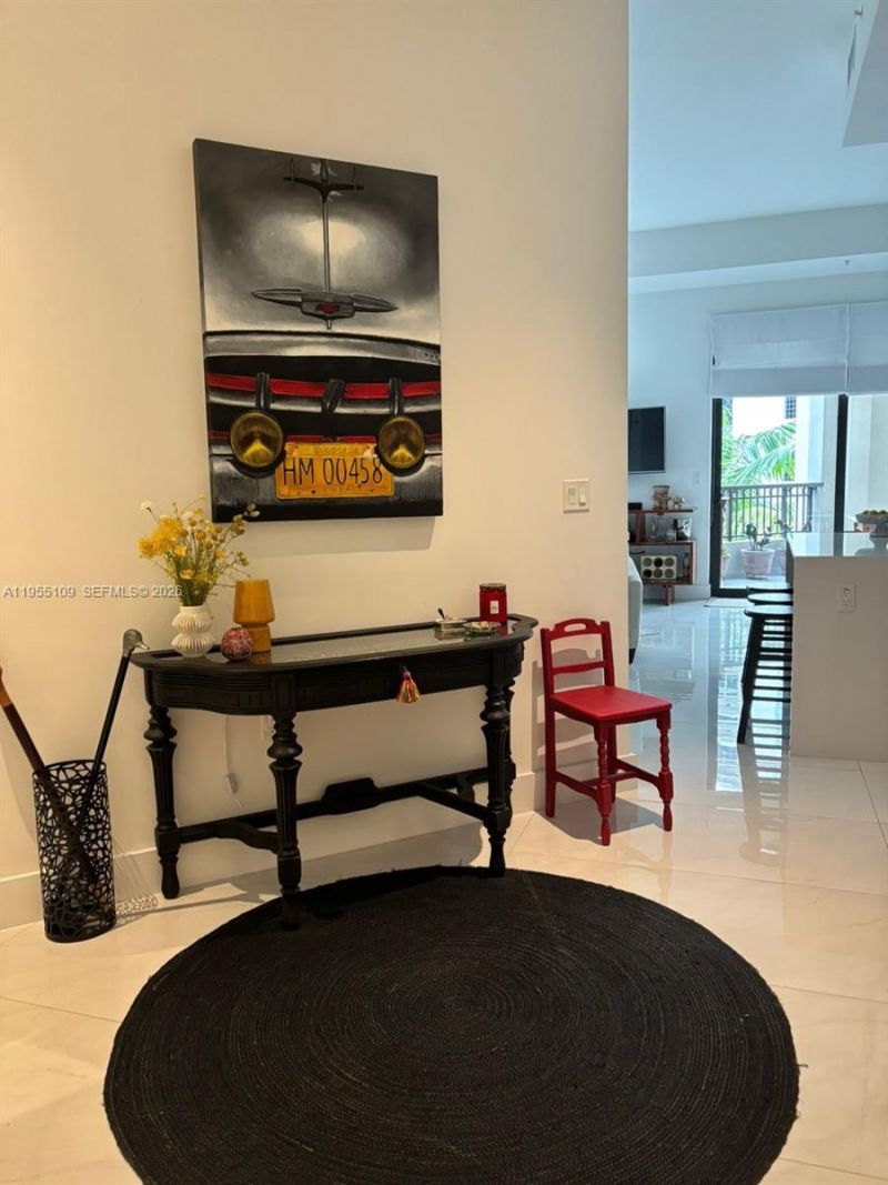 301 Altara Ave, Unit 207, Coral Gables, FL 33146 Photo