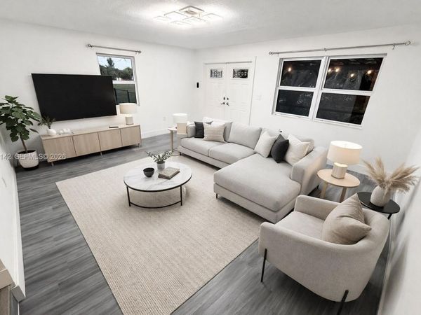 1621 SW 117th Ave, Davie, FL 33325