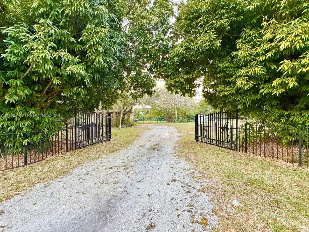 1621 SW 117th Ave, Davie, FL 33325 Photo