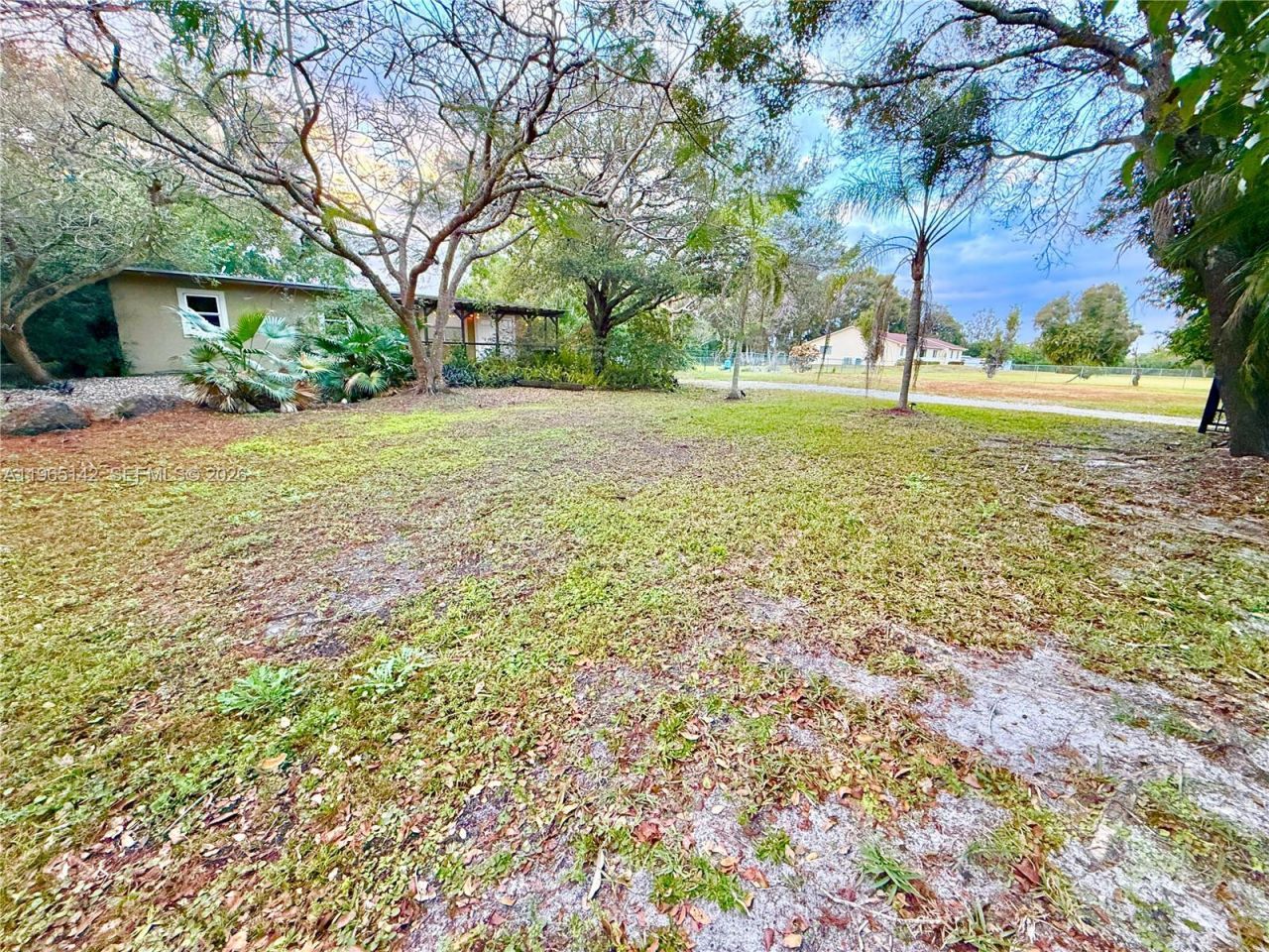 1621 SW 117th Ave, Davie, FL 33325 Photo