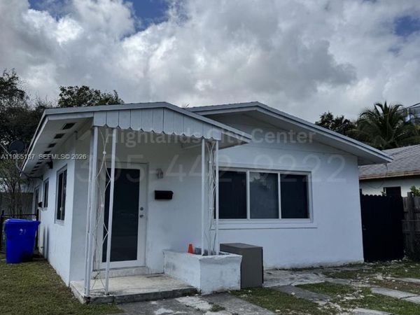 1230 NW 8th Ct, Unit A, Miami, FL 33136