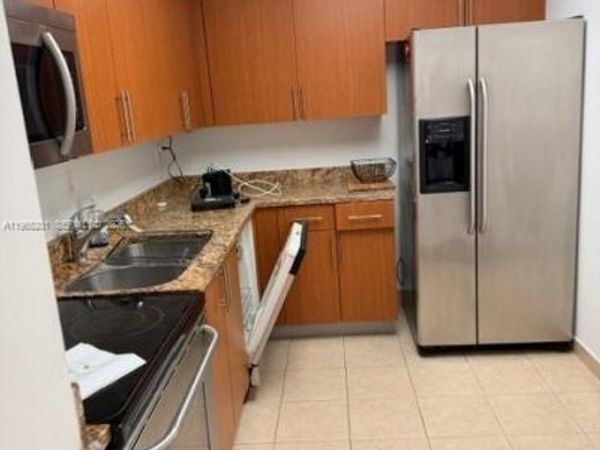 3300 NE 192nd St, Unit 317, Aventura, FL 33180