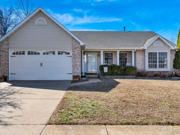 231 England Drive, O'Fallon, MO 63366