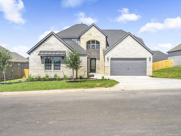 273 Lawrence Drive, Castroville, TX 78009