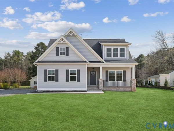 130 Logan Way , Tappahannock, VA 22560