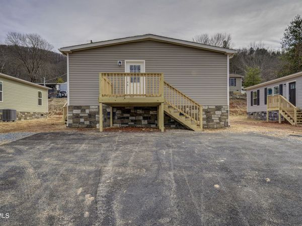 202 Florida Avenue, Erwin, TN 37650