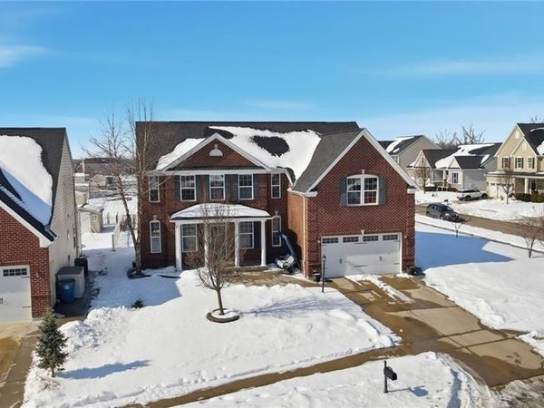 1433 Senna Street, Tipp City, OH 45371
