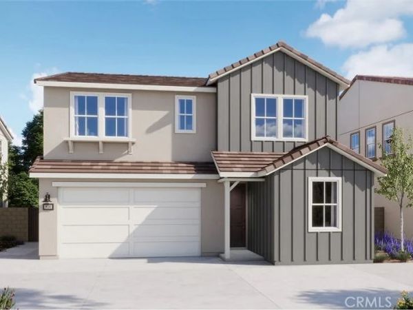 2027 Pyrenes Place, Santa Paula, CA 93060