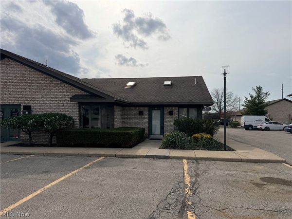 755 Boardman Canfield H2, Unit H2 B, Youngstown, OH 44512