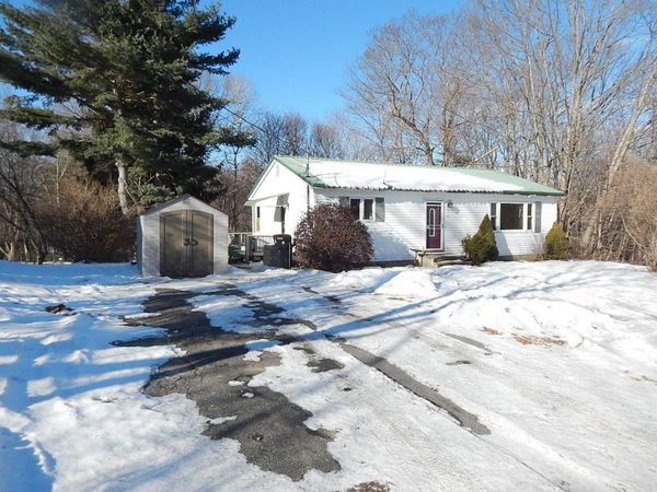 30 Hillcrest Street, Gardiner, ME 04345