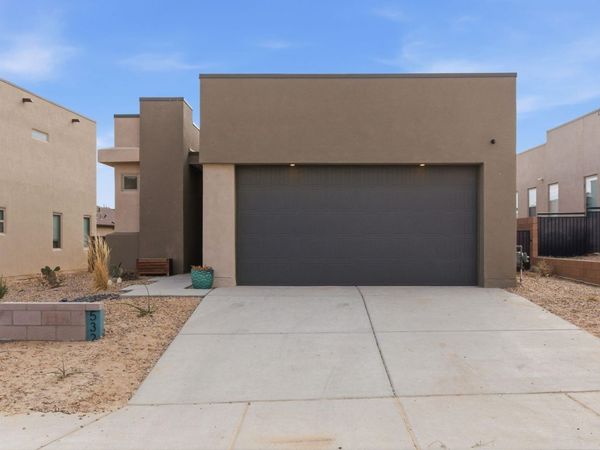 532 Wyatt Avenue SW, Los Lunas, NM 87031