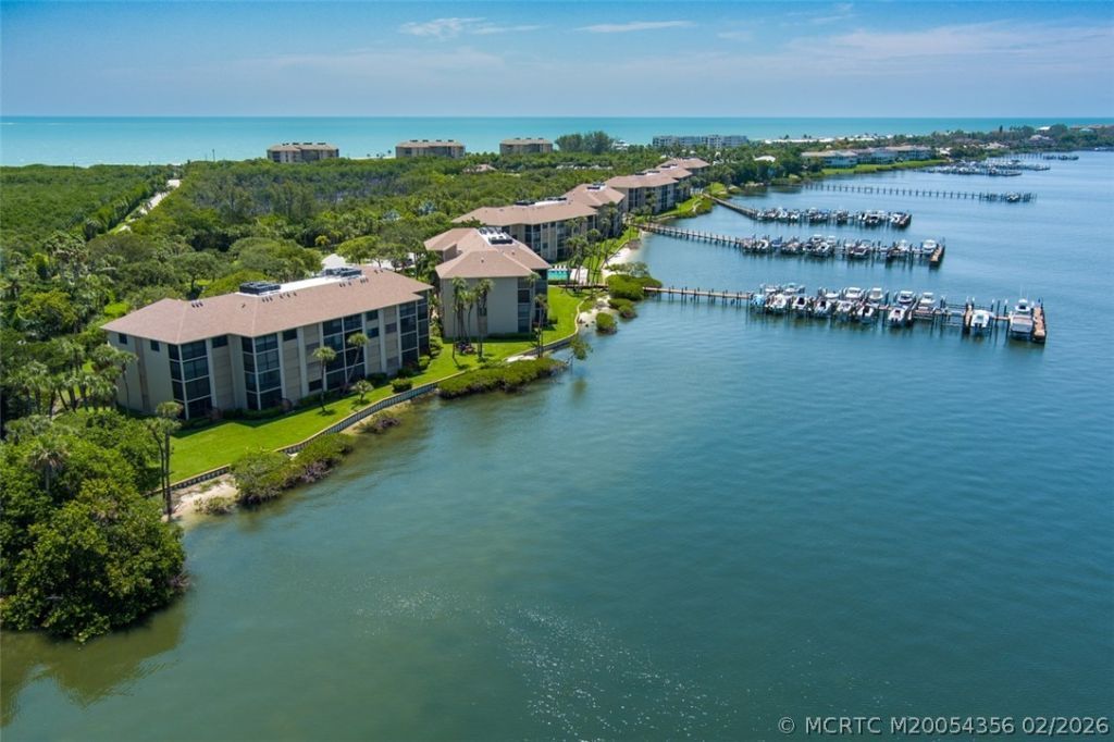4680 NE Sandpebble Trace, Unit 305, Stuart, FL 34996 Photo