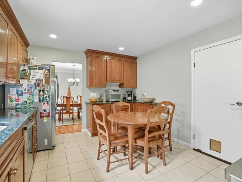 7835 Pfeiffer Road, Montgomery, OH 45242 Photo 11