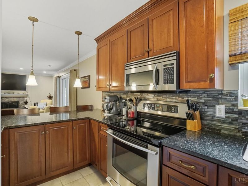 7835 Pfeiffer Road, Montgomery, OH 45242 Photo 13