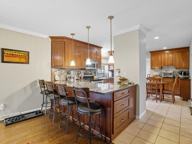 7835 Pfeiffer Road, Montgomery, OH 45242 Photo 14