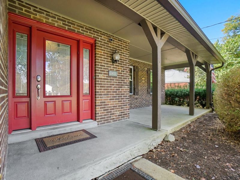 7835 Pfeiffer Road, Montgomery, OH 45242 Photo 2