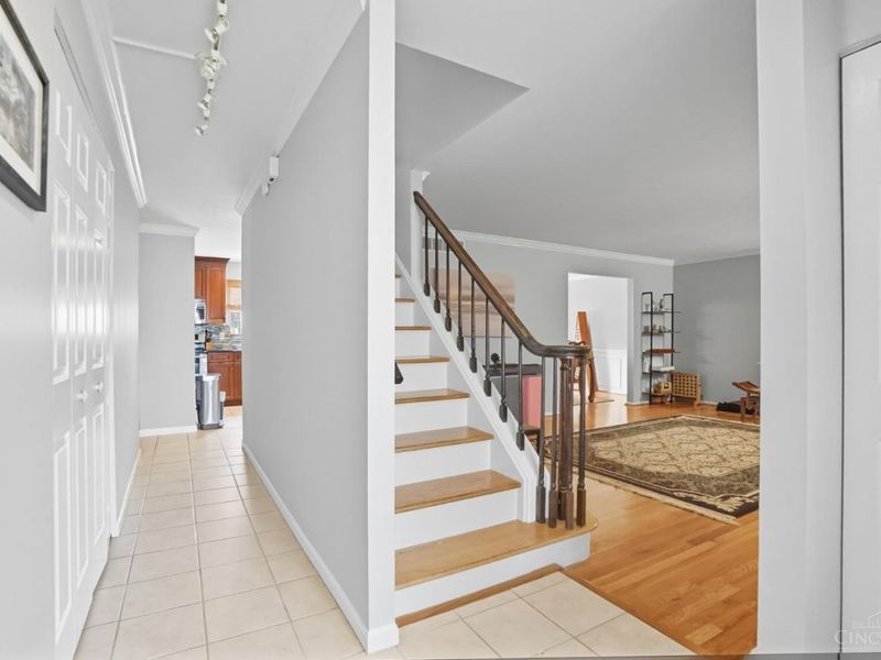 7835 Pfeiffer Road, Montgomery, OH 45242 Photo 4