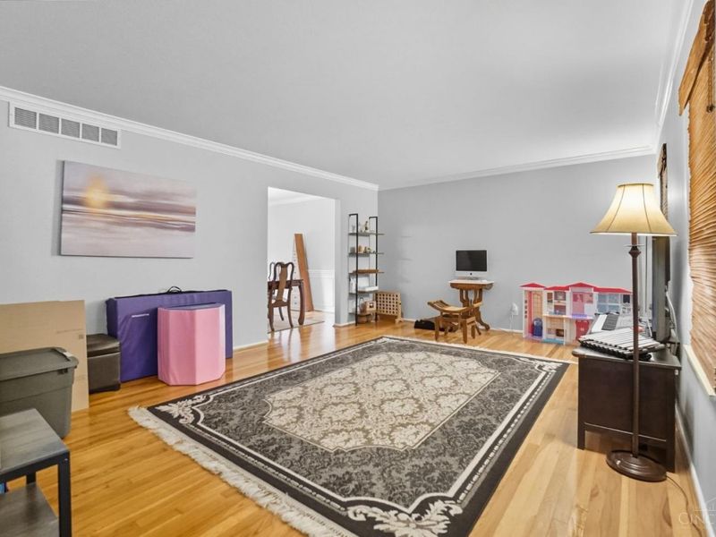 7835 Pfeiffer Road, Montgomery, OH 45242 Photo 5