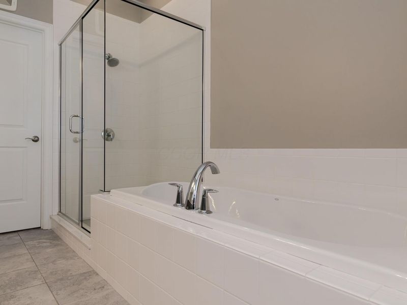 828 Bobcat Avenue, Unit 204, Columbus, OH 43212 Photo 24