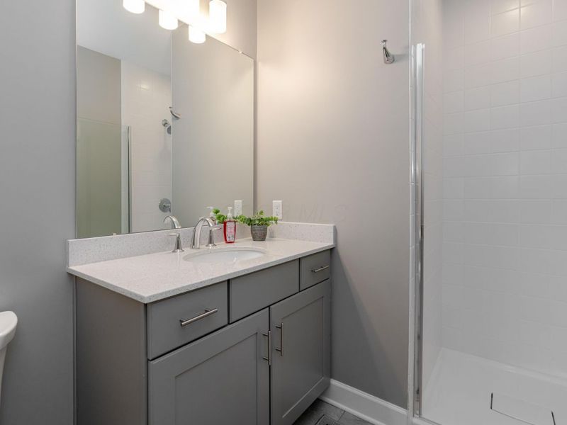 828 Bobcat Avenue, Unit 204, Columbus, OH 43212 Photo 29