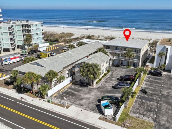 811 1ST Street S, Unit 10, Jacksonville Beach, FL 32250