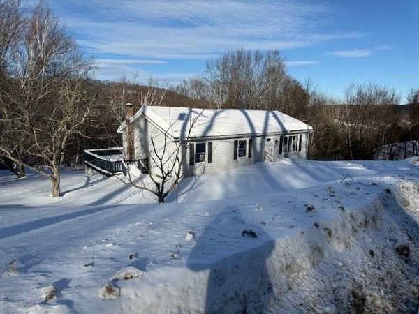 352 Reed St, Warren, MA 01083