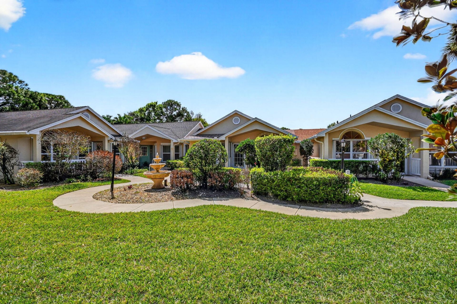 719 NW San Remo Circle, Port Saint Lucie, FL 34986 Photo