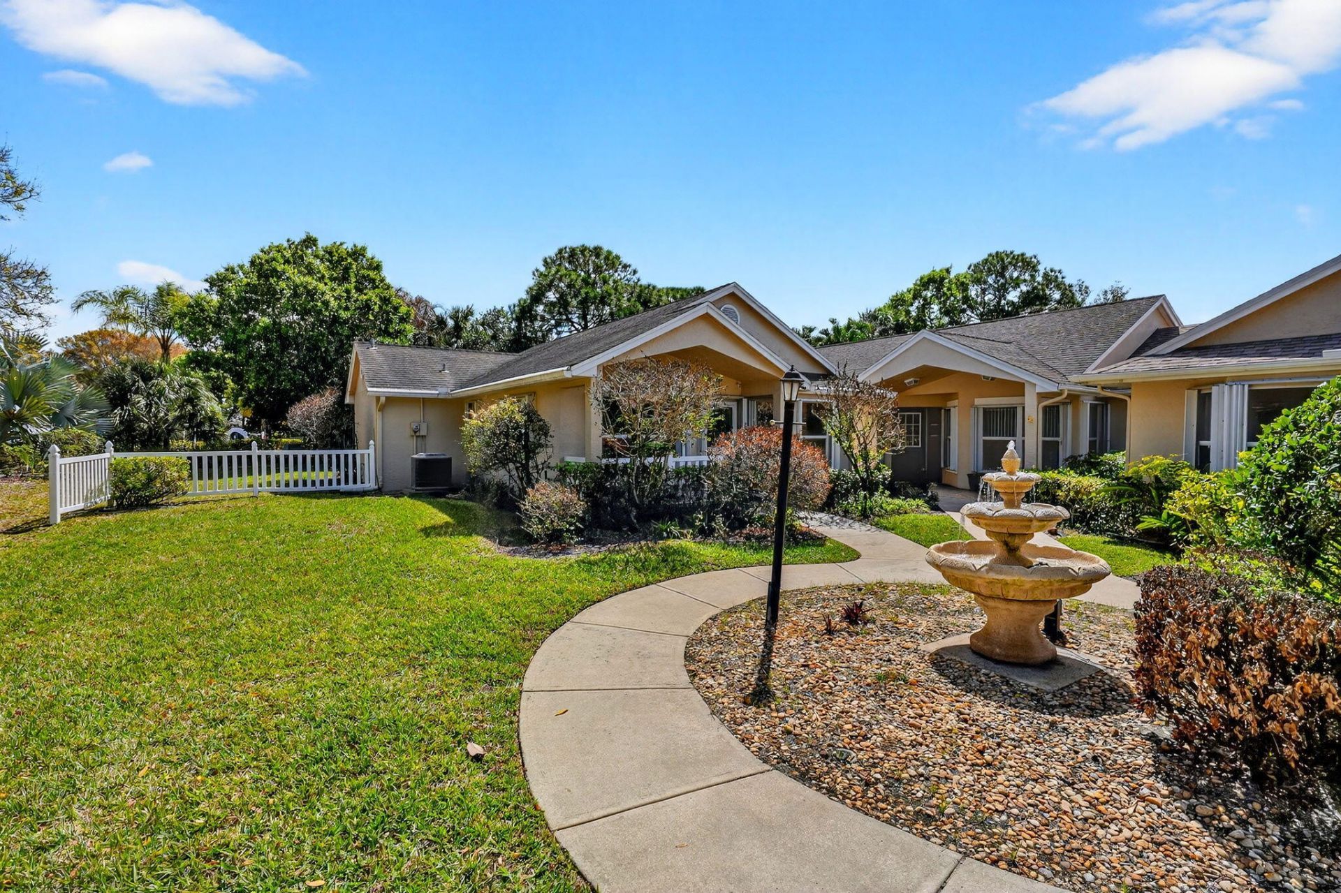 719 NW San Remo Circle, Port Saint Lucie, FL 34986 Photo