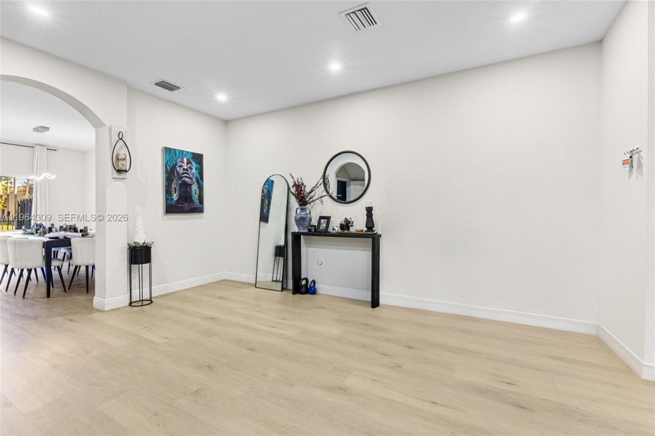 9011 SW 227th St, Unit 7, Cutler Bay, FL 33190 Photo