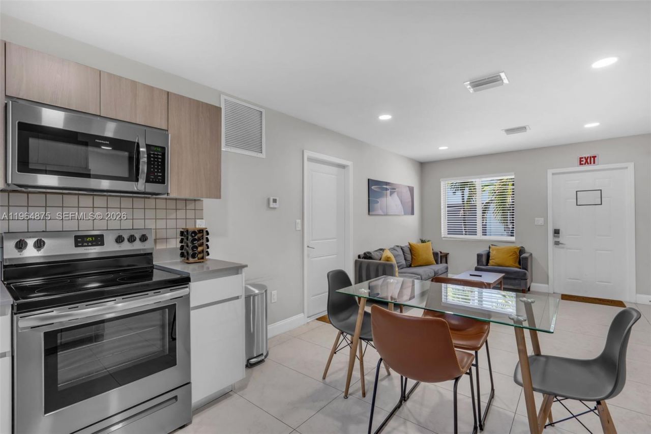 507 NW 8th Ave #2 , Fort Lauderdale, FL 33311 Photo