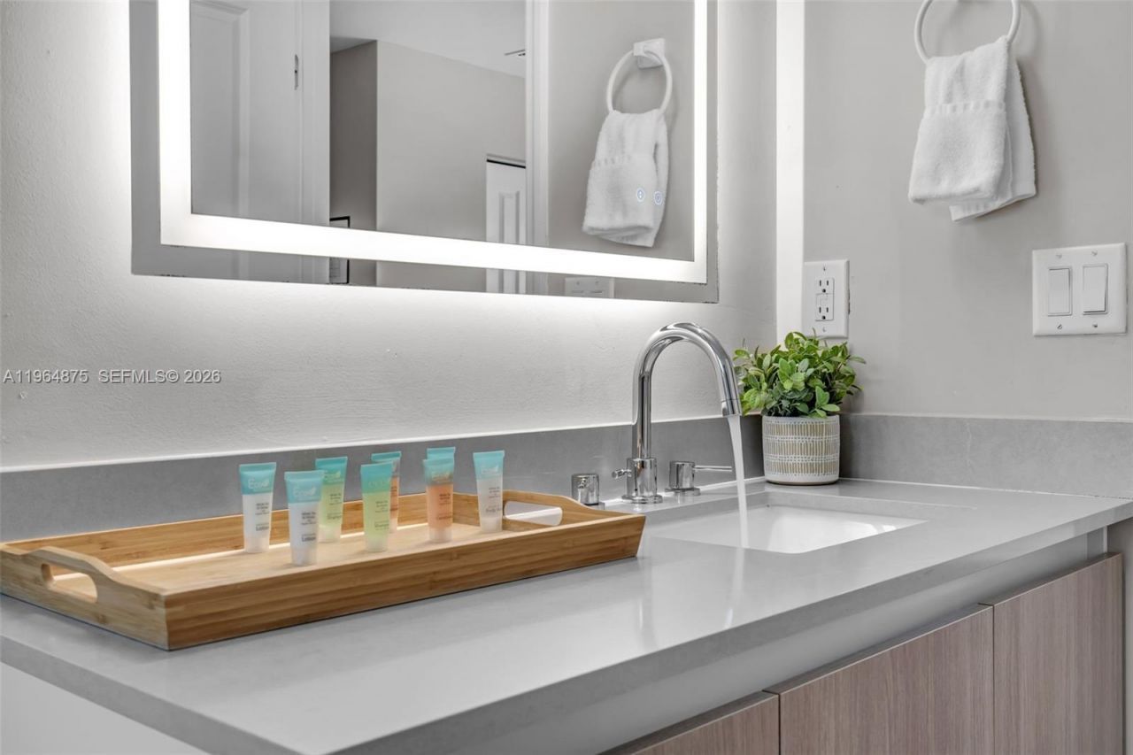 507 NW 8th Ave #2 , Fort Lauderdale, FL 33311 Photo