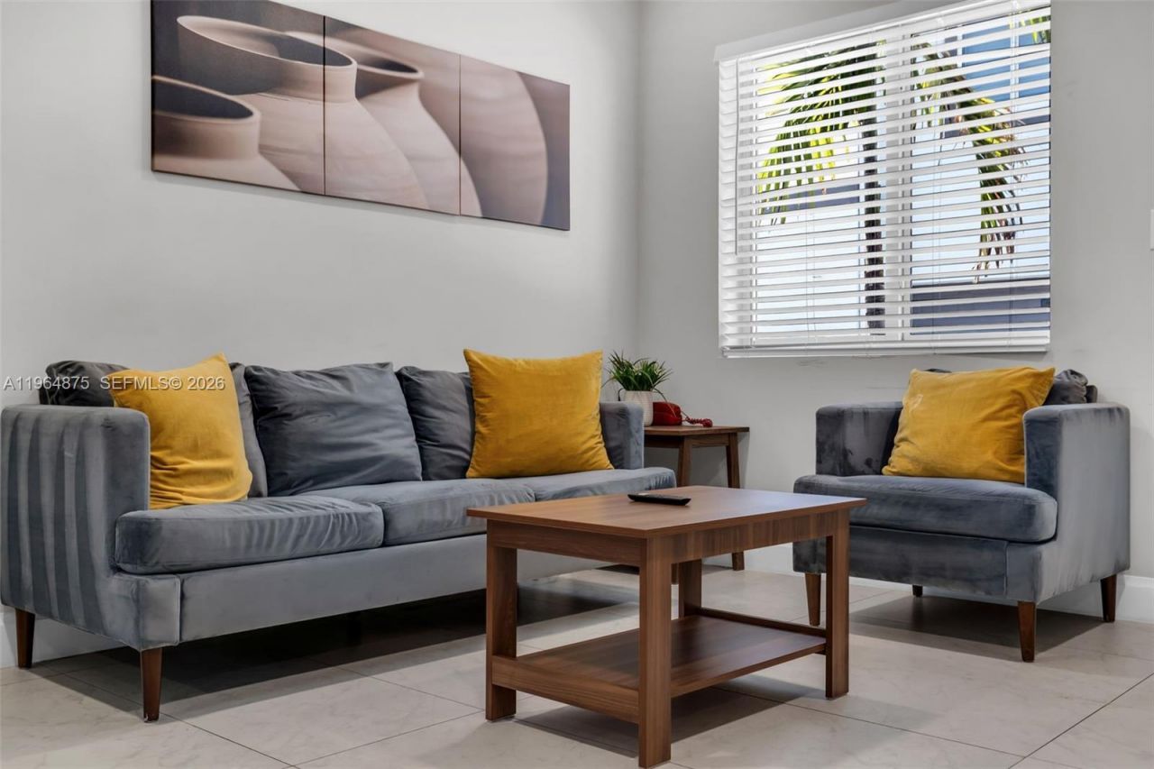 507 NW 8th Ave #2 , Fort Lauderdale, FL 33311 Photo