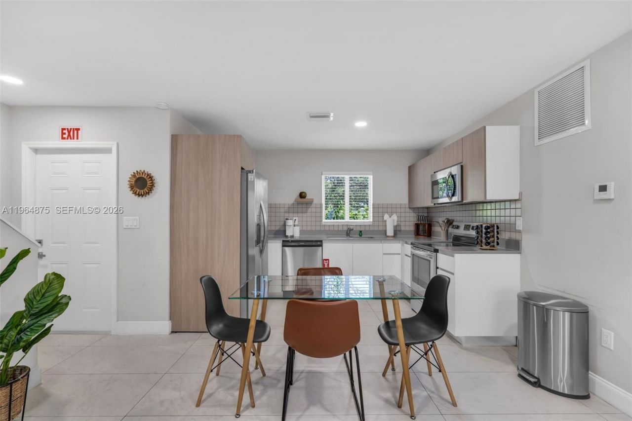 507 NW 8th Ave #2 , Fort Lauderdale, FL 33311 Photo