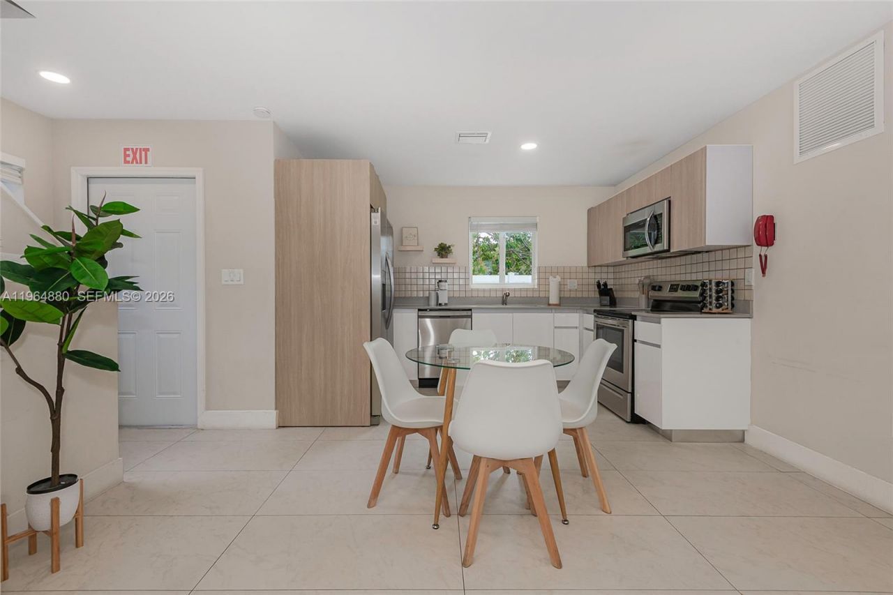 507 NW 8th Ave #1 , Fort Lauderdale, FL 33311 Photo