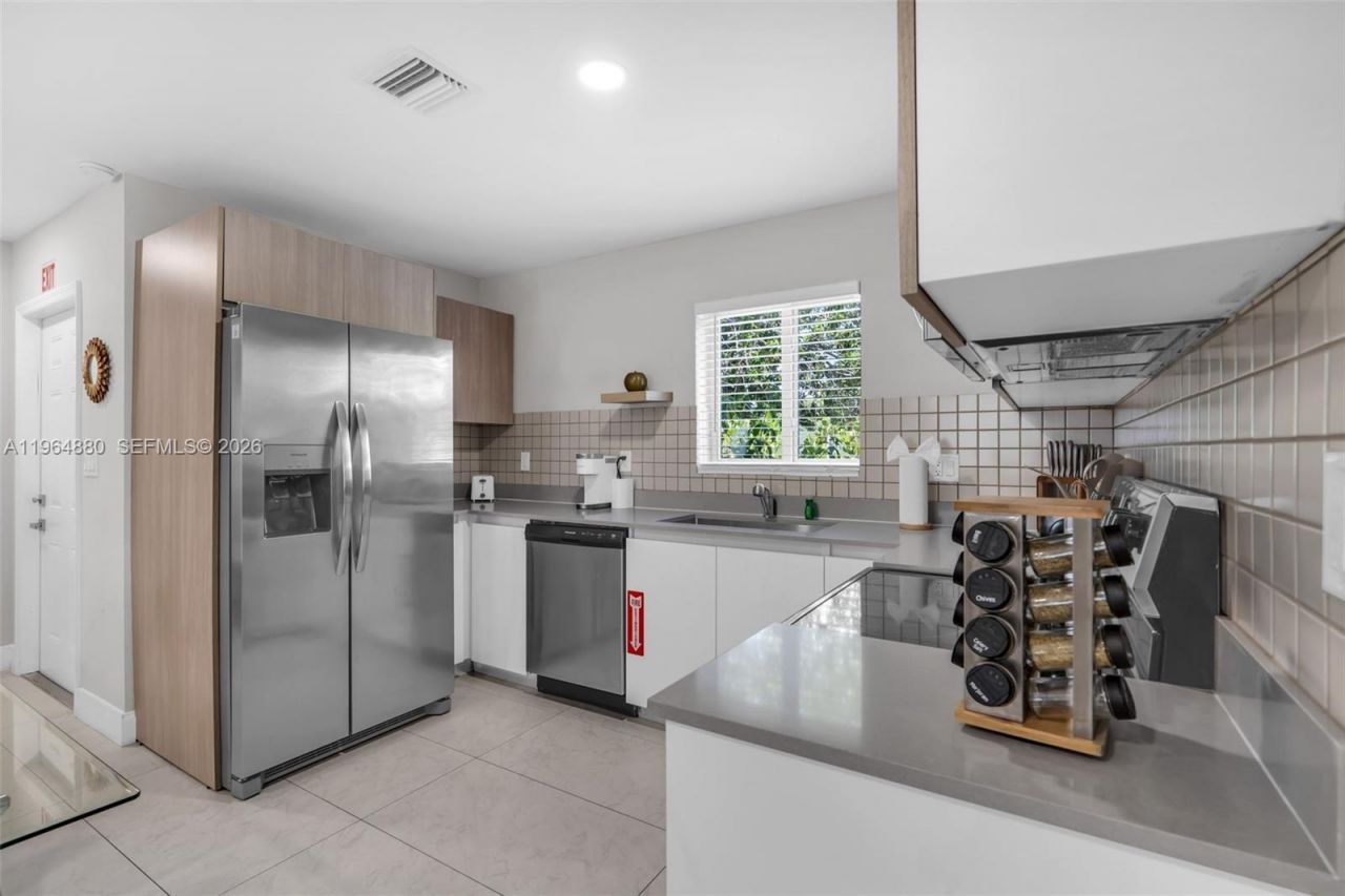 507 NW 8th Ave #1 , Fort Lauderdale, FL 33311 Photo