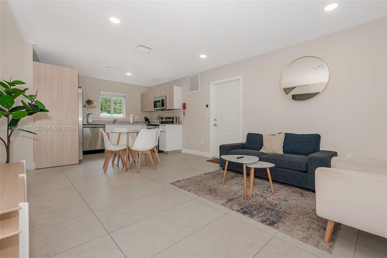 507 NW 8th Ave #1 , Fort Lauderdale, FL 33311 Photo