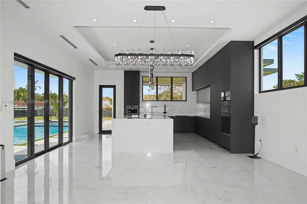 11481 SW 93 St, Miami, FL 33176 Photo