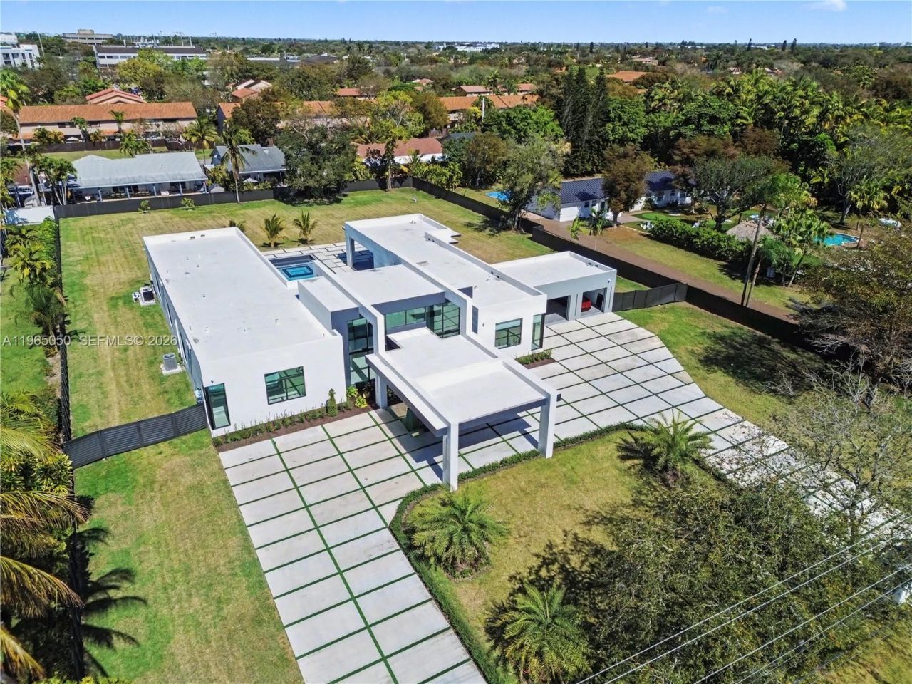 11481 SW 93 St, Miami, FL 33176 Photo