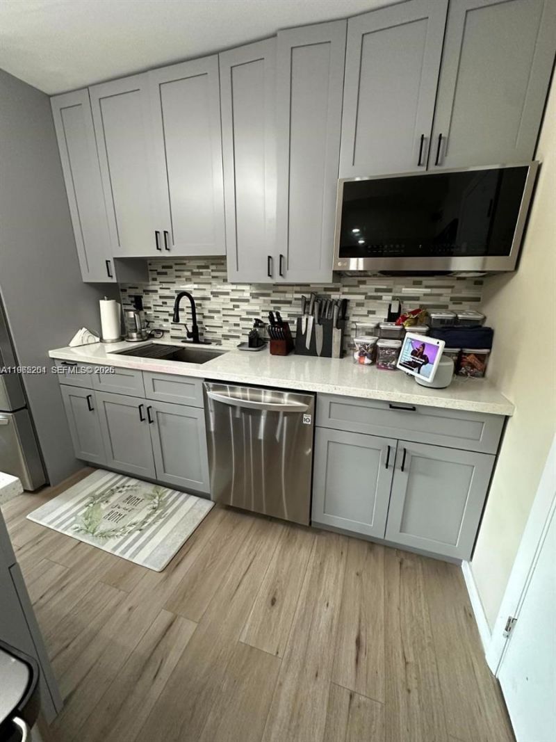 6609 SW 116th Pl, Unit E, Miami, FL 33173 Photo