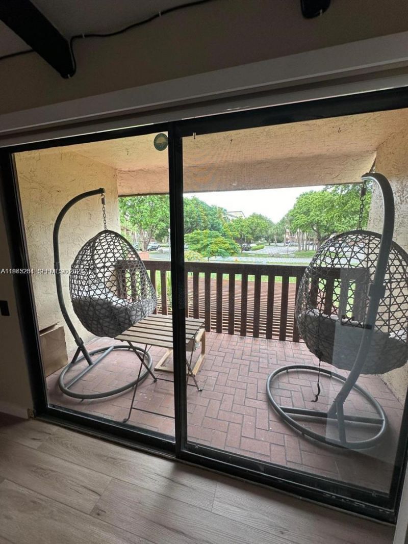 6609 SW 116th Pl, Unit E, Miami, FL 33173 Photo