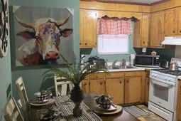 4752 Wright Avenue photo 4